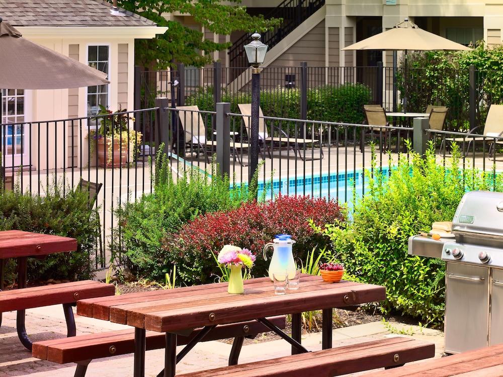 Sonesta Es Suites Cleveland Westlake Bagian luar foto