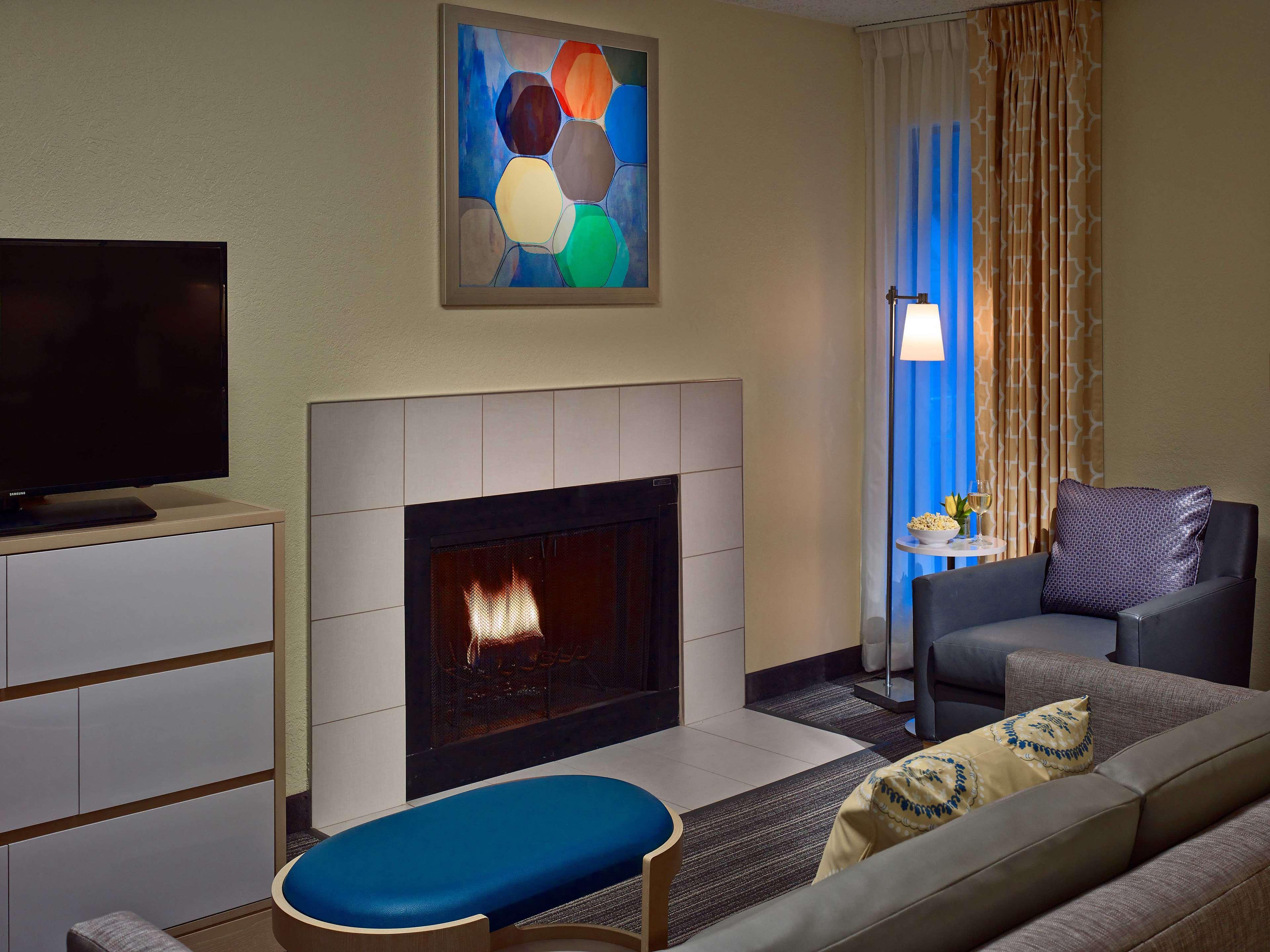Sonesta Es Suites Cleveland Westlake Bagian luar foto
