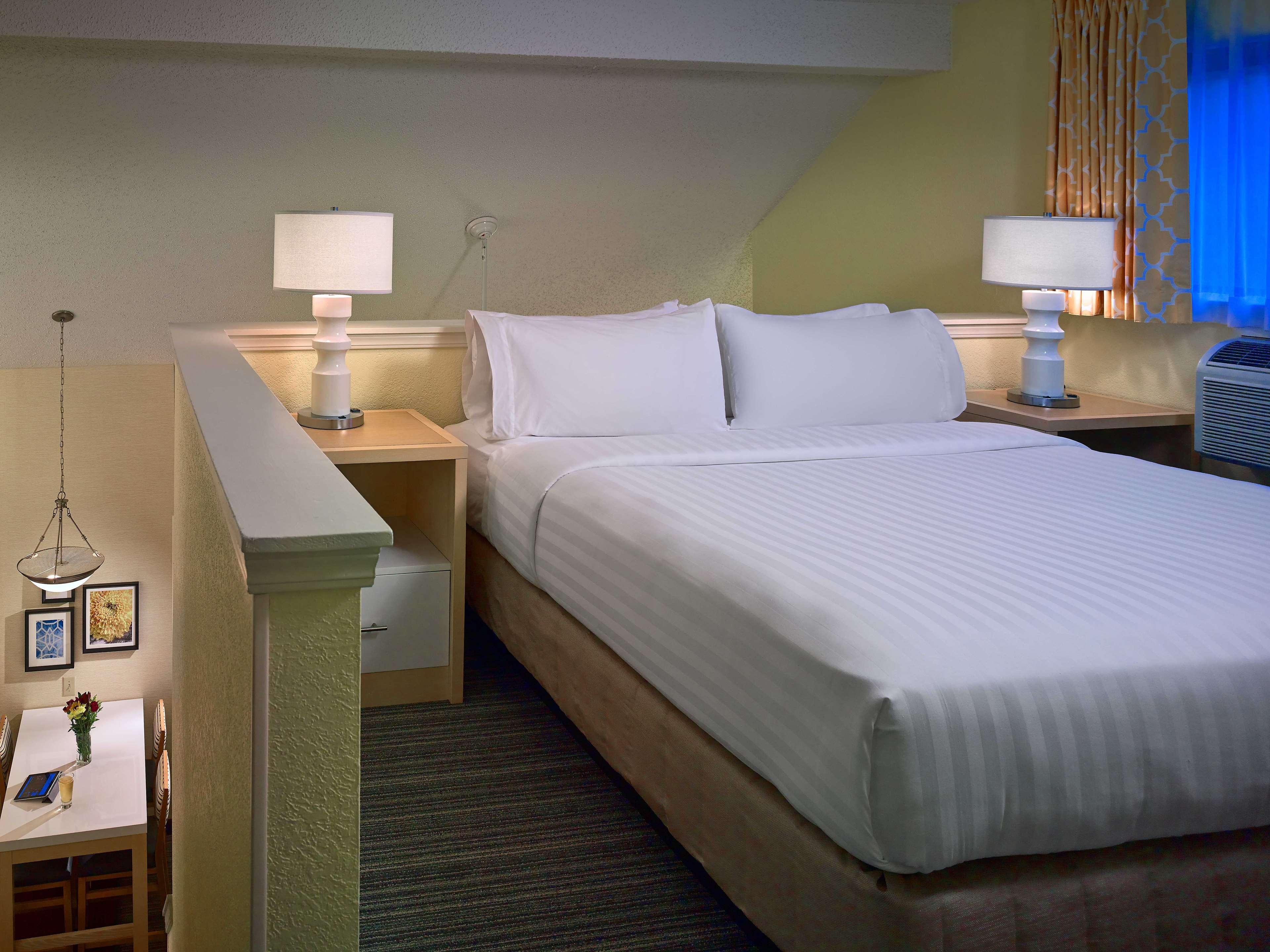 Sonesta Es Suites Cleveland Westlake Bagian luar foto