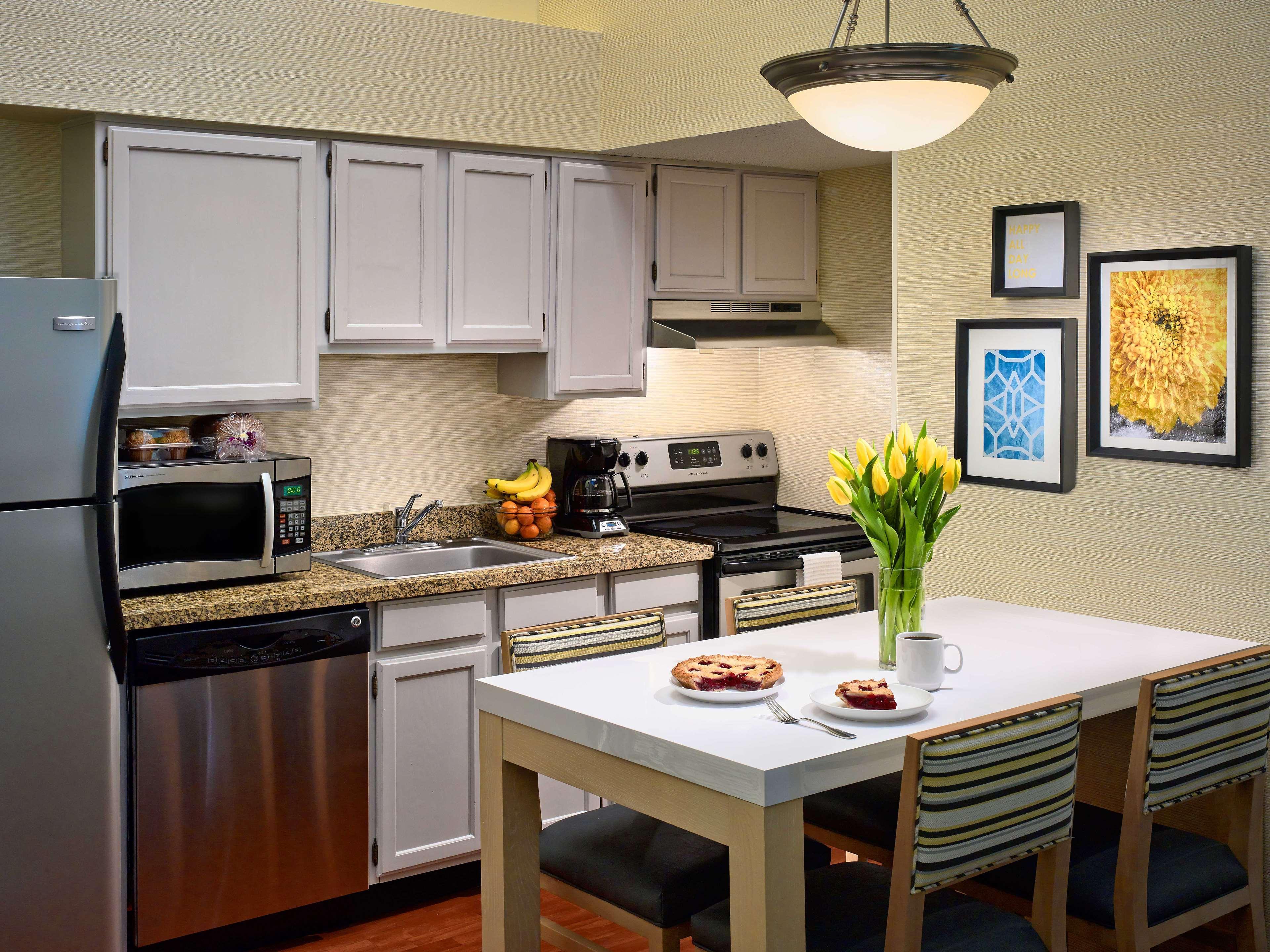 Sonesta Es Suites Cleveland Westlake Bagian luar foto