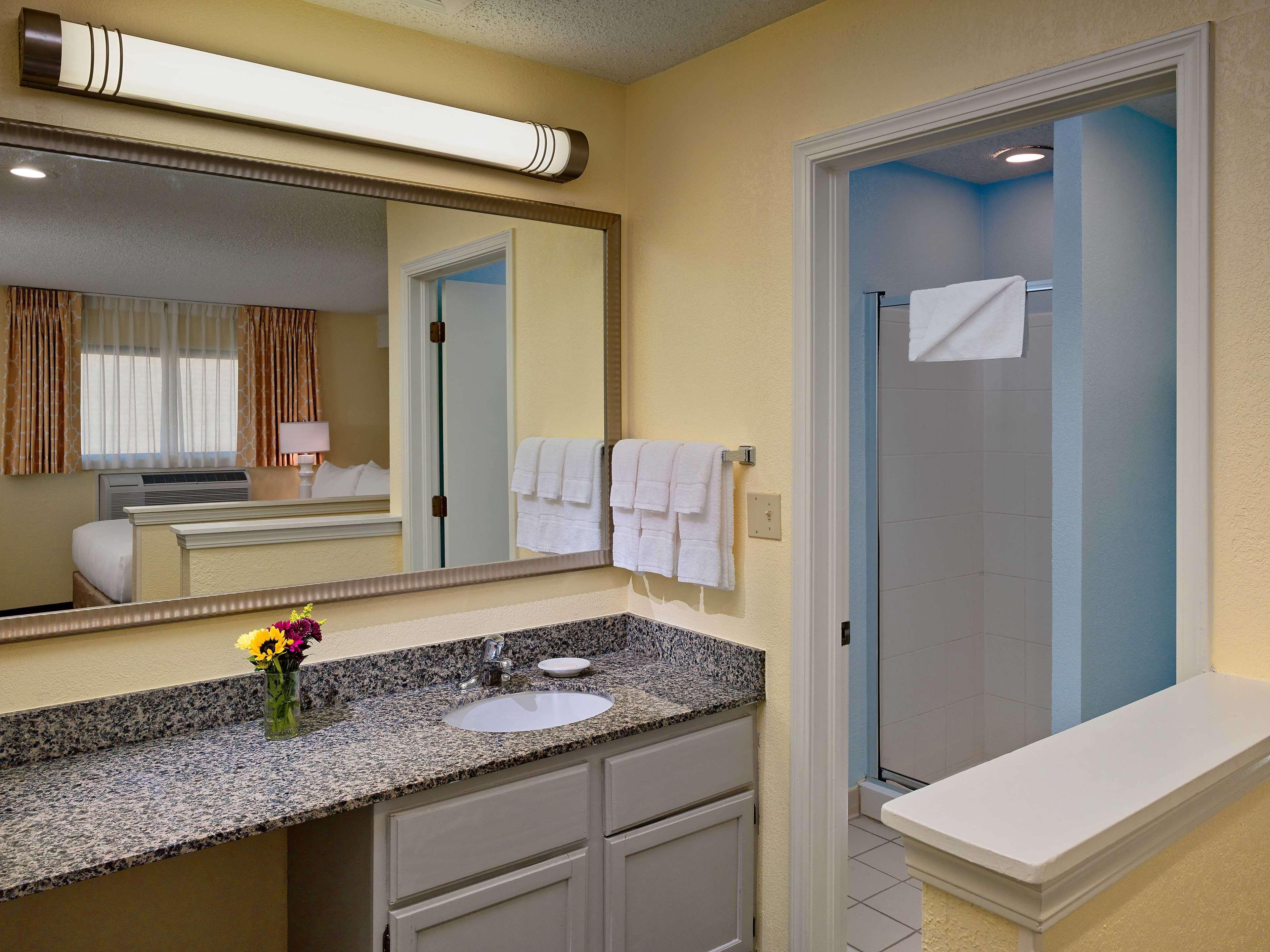 Sonesta Es Suites Cleveland Westlake Bagian luar foto