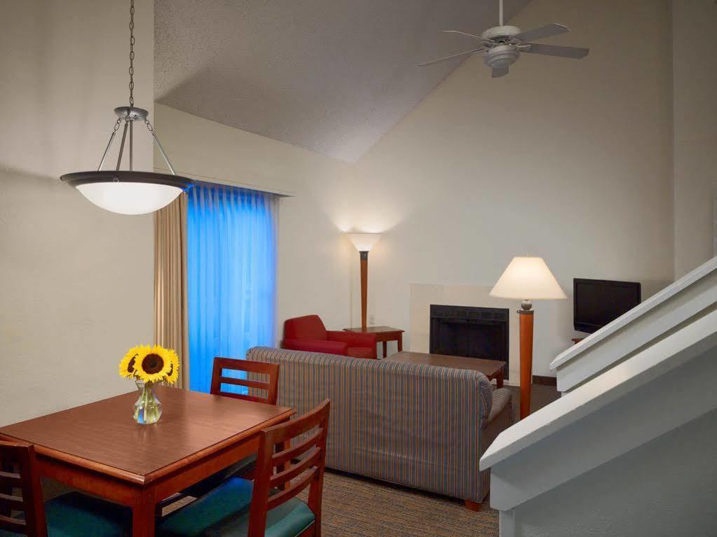 Sonesta Es Suites Cleveland Westlake Bagian luar foto